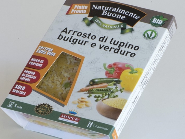 Arrosto di lupino bulgur e verdure